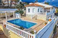 3-Schlafzimmer-Villa 228 m² la Nucia, Spanien