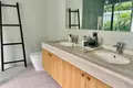 3-Schlafzimmer-Villa 330 m² Si Sunthon, Thailand