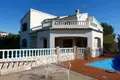 4-Schlafzimmer-Villa 180 m² Gandia, Spanien