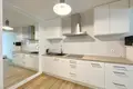 Mieszkanie 2 pokoi 61 m² w Warszawa, Polska