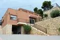Villa de 4 dormitorios 320 m² la Nucia, España