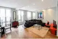 3 bedroom apartment 105 m² Paris, France