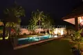 Villa de 4 dormitorios 360 m² Phuket, Tailandia