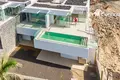 3 bedroom villa 248 m² Adeje, Spain