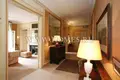 3 bedroom apartment 185 m² Paris, France