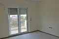 Szeregowiec 6 pokojów 220 m² Kalyvia Thorikou, Grecja