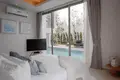 Вилла 3 спальни 373 м² Си Сунтон, Таиланд
