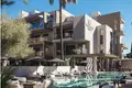 Kompleks mieszkalny New gated residence with swimming pools and green areas close to the coast and the center of Larnaca, Livadia, Cyprus