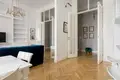 Mieszkanie 2 pokoi 96 m² w Warszawa, Polska