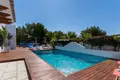 Villa de tres dormitorios 198 m² Altea, Španjolska