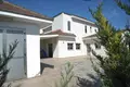 4 bedroom house 420 m² Palaiometocho, Cyprus