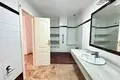 5 bedroom apartment  Torrevieja, Spain