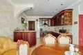 House 380 m² Kalodishchy, Belarus