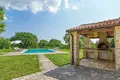 Villa de 4 dormitorios 280 m² Grad Pula, Croacia