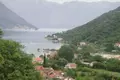 De inversiones  en Kotor, Montenegro