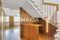 3 bedroom apartment 210 m² Helsinki sub-region, Finland