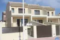 Doppelhaus 2 Schlafzimmer 162 m² Torrevieja, Spanien