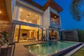 villa de 3 chambres 338 m² Choeng Thale, Thaïlande