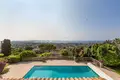 villa de 5 chambres 350 m² France, France