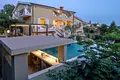 6 bedroom villa 395 m² Porec, Croatia