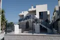 Bungalow de 2 dormitorios 84 m² Guardamar del Segura, España