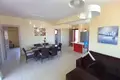 Kompleks mieszkalny Umeblowany apartament 2+1 położony 250 metrów od morza w dzielnicy Esentepe.