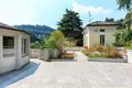 6-Zimmer-Villa 327 m² Chum, Italien