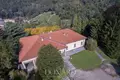 3 bedroom house 1 500 m² Lombardy, Italy