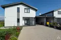 Haus 4 zimmer 147 m² Carnikavas novads, Lettland