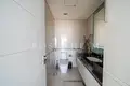 Mieszkanie 2 pokoi 1 297 m² Dubaj, Emiraty Arabskie