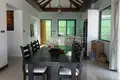 villa de 3 chambres 225 m² Si Sunthon, Thaïlande