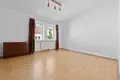 Dom 7 pokojów 230 m² w Warszawa, Polska