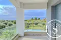 4 bedroom Villa  Nea Skioni, Greece