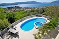 3 bedroom house 350 m² Tivat, Montenegro