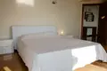Villa de tres dormitorios 211 m² Budva, Montenegro