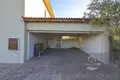 4 bedroom house 400 m² Parekklisia, Cyprus