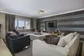 4 bedroom apartment 253 m² Marbella, Spain