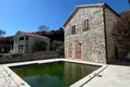 2 bedroom Villa 300 m² Herceg Novi, Montenegro