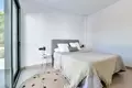 Villa de 4 dormitorios 300 m² Finestrat, España