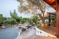Hotel 1 240 m² in Kriopigi, Greece