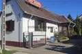 Commercial property 122 m² in Nagykovacsi, Hungary