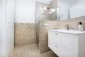 Квартира 2 комнаты 73 м² Варшава, Польша