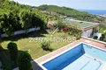 5 room villa 350 m² in Mahmutlar, Turkey