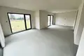 Casa 138 m² Biskupice, Polonia