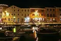 Hotel 650 m² in Grad Vis, Croatia