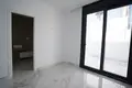 Villa de tres dormitorios 100 m², Todos los paises