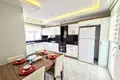 Mieszkanie 2 pokoi 80 m² Alanya, Turcja