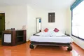 Propiedad comercial  en Karon, Tailandia