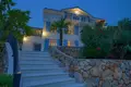 6 bedroom villa 450 m² Cres, Croatia