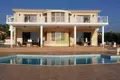 Villa 700 m² Paphos, Bases souveraines britanniques
